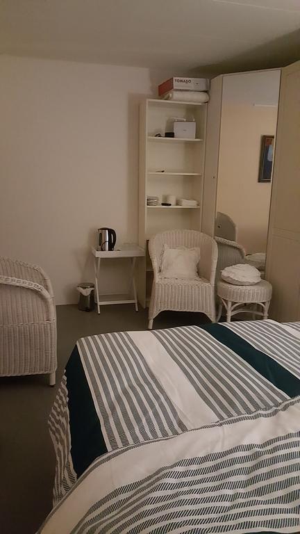 Homestay Dutchable Άλφεν αν ντεν Ράιν Εξωτερικό φωτογραφία